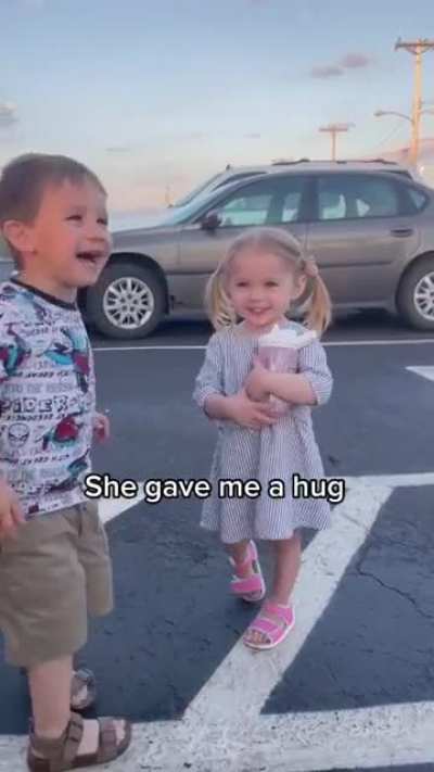 She didn&rsquo;t want a kiss, she gave me a hug ❤️