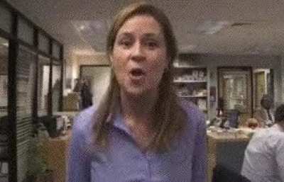 Jenna Fischer shaking it