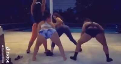 Phat asses