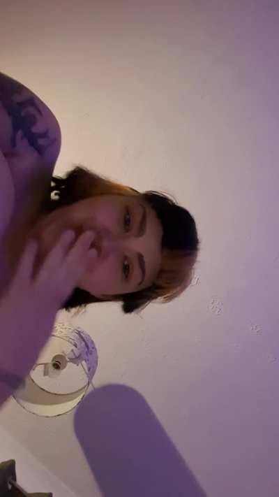 Start your weekend with my big ol boobies