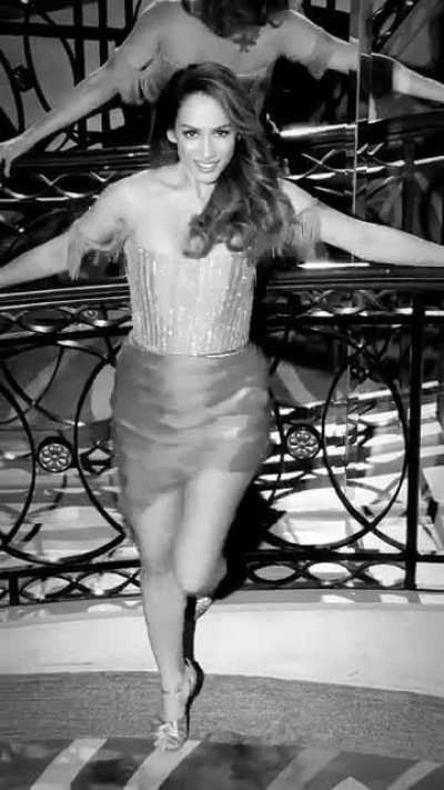 Ina Raymundo