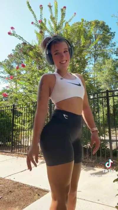 @elysecarolyn2.0
