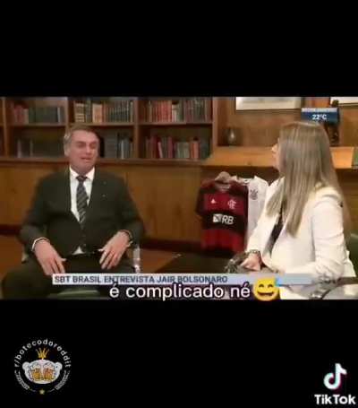 Esse manja de futebol hein!
