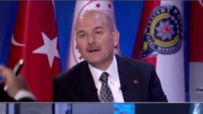 Arkadaşlarım aptal olduğumu iddia eder