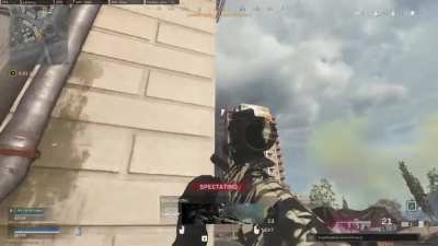 First Warzone Game, and I meet this guy. His Friend was Streaming on Twitch too...