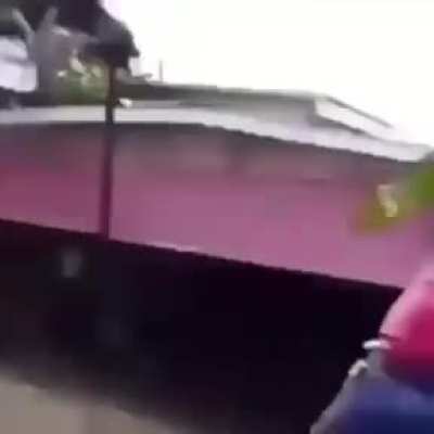 ARK 2 FRAGMAN 2