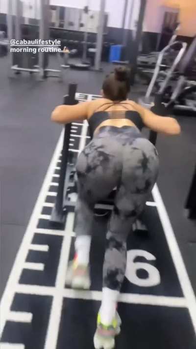 Fuuuck 💦 Yolanthe training 🍑 edit