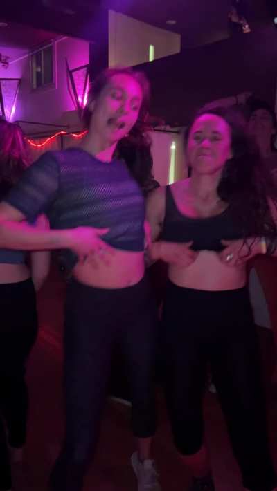 Dancing queens