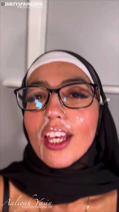 Your favourite cum covered muslim slut 💦🇵🇰