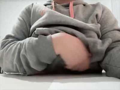 Peekaboob