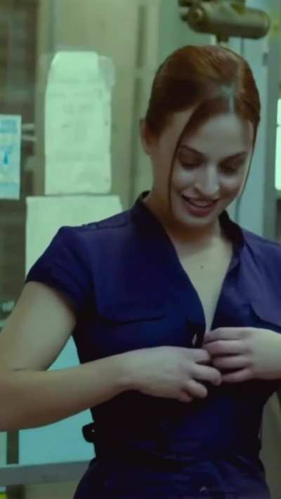Helena Kash in 'Crave'