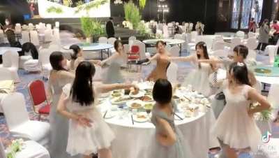 Banquet Waltz