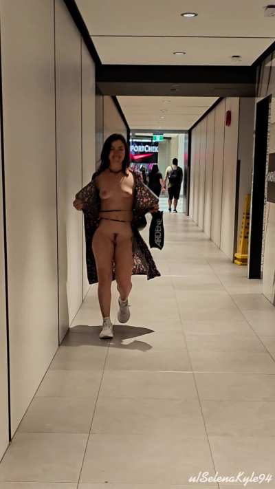 If you Bring Me to the Mall... Expect lots of Flashing &amp;amp; Flaunting!