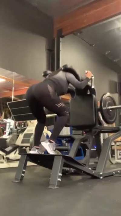 Thick MILF