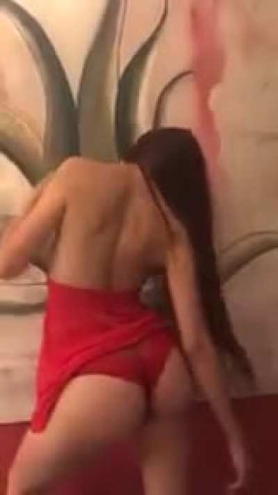 Need some activity for more of this kinda content.
