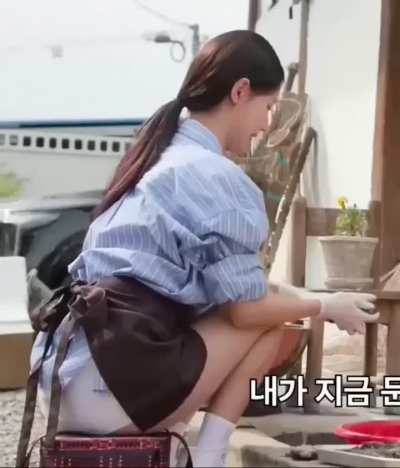 Miyeon thighs 😋🔥
