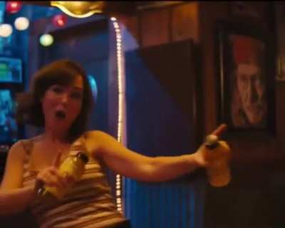 Milana Vayntrub