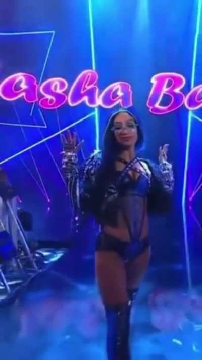 For all the haters out there… How Tf is this woman NOT worth 30K? Like seriously give this woman whatever the f*** she wants (Yes, I’m talking to you too WWE 🫵🏽) because look at this woman she’s a MEGAstar and makes everyone go WILD 😍🥵🔥😮‍<wbr>💨