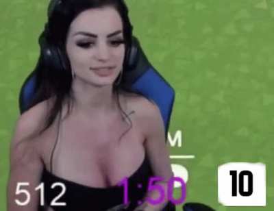 Saraya's beautiful fake tits😍