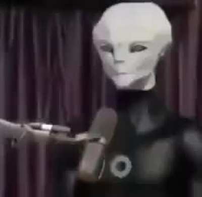 😳