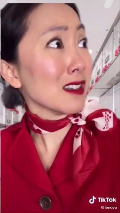 This ad on tiktok. Why is everything on tiktok cringy