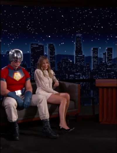 Margot Robbie looked super fine last night on Jimmy Kimmel