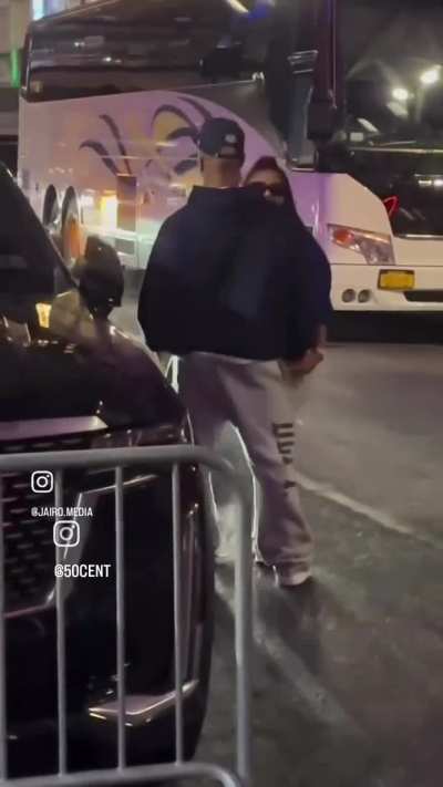 😅 Joe Can&rsquo;t Catch a Break With His Lady Out in These Streets