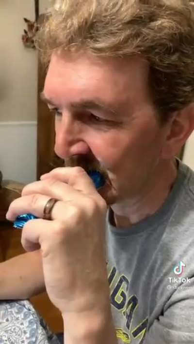 BUSTIN (Original Creator: @sticknee on tiktok)