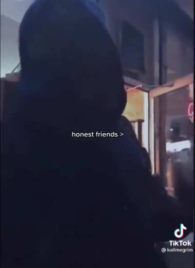 We all need a friend like this 💀