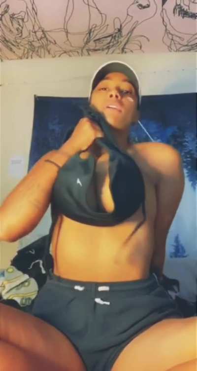 Possibly the best tits I&rsquo;ve ever seen on reddit 🥵
