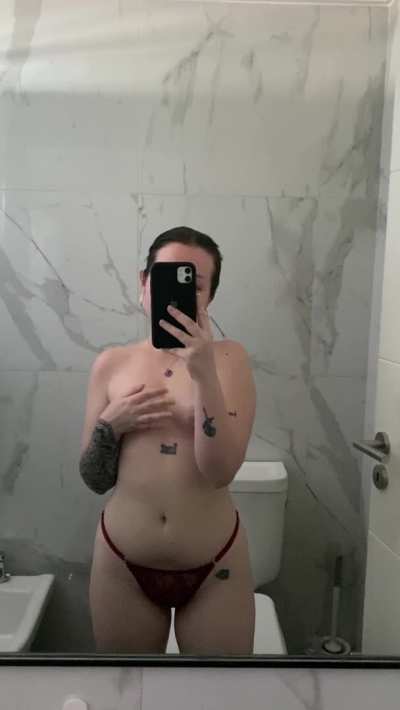 Do men really like small boobs?