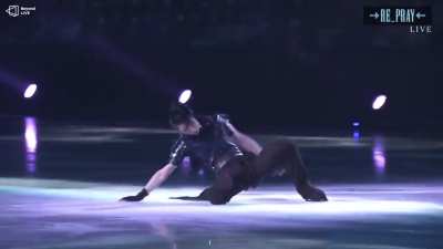 Japanese figure skater skates to MEGALOVANIA on his tour. I&rsquo;m serious