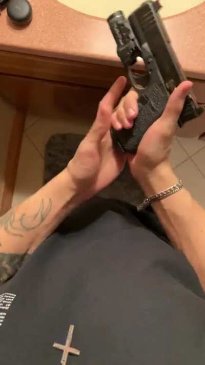 Gat Check 🔫