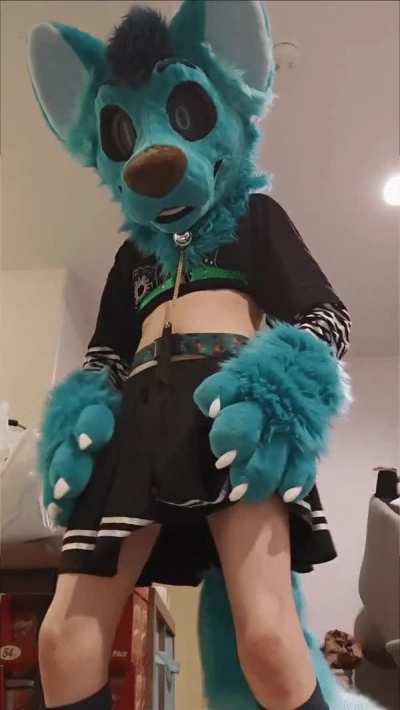 :3