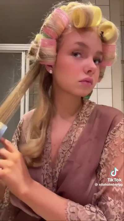 Ella Holmberg