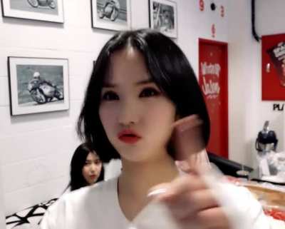 Pout and Point