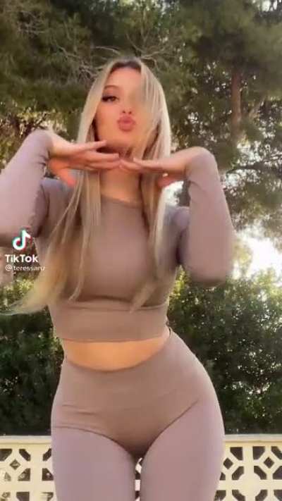 Another pretty nice bank🍑