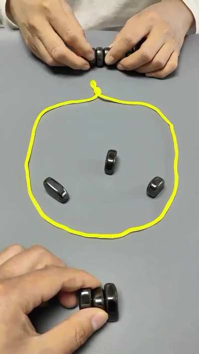 Magnetic &lsquo;chess&rsquo;
