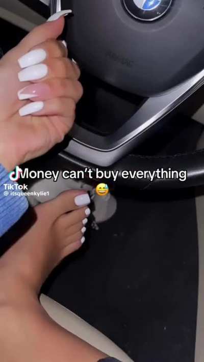 kendall's toes and my toes :)