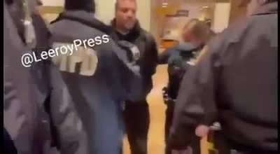 A man is arrested at a New York diner because he did not present his vaccine passport. "The constitution of the United States has been violated. I cannot eat, and my sisters and brothers cannot work!"