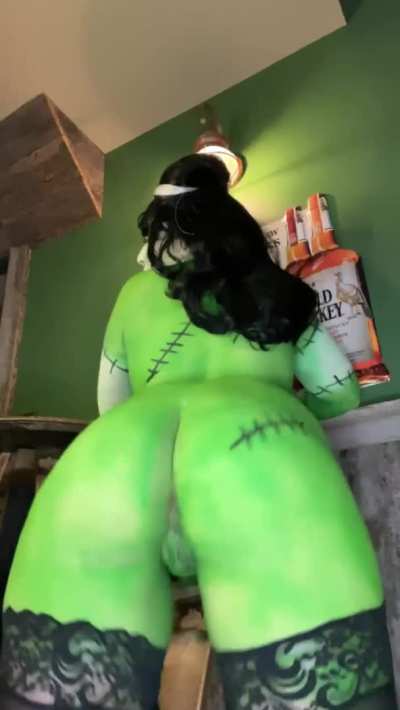 Be my Frankenstein and I&rsquo;ll be your monster
