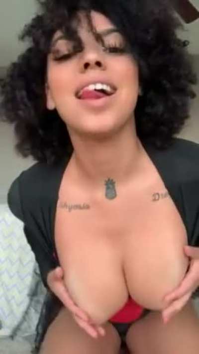 Beautiful lightskin [reveal]