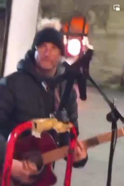 Glasgow’s best busker