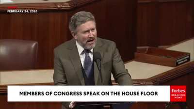 "Why is no one being arrested? I will name names" Thomas Massie calls out Trumps DOJ for not pursuing charges or investigations regarding the Epstein files