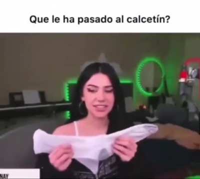Que le ha pasado a su calcetin?