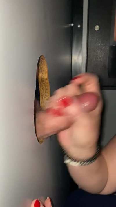 Chubby guys need their cock sucked too. I’m an equal opportunity cock sucker. See ya soon California.
