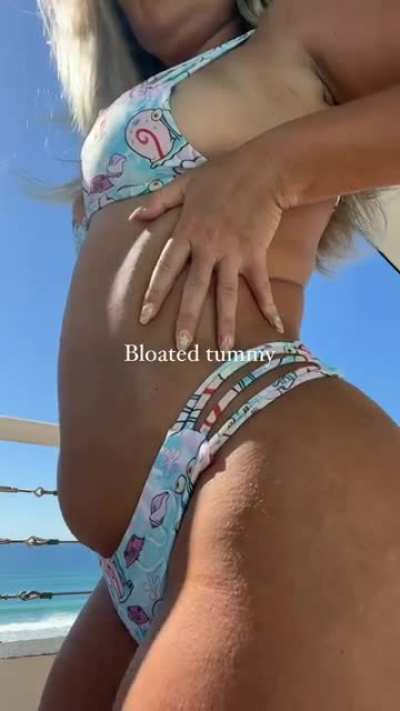 Her Hip &amp;amp; Ass Ratio is Crazy!