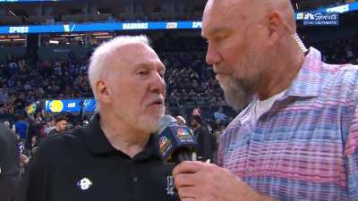[Highlight] Sideline Reporter Tom Tolbert asks Coach Pop What His Favorite Animal is: 