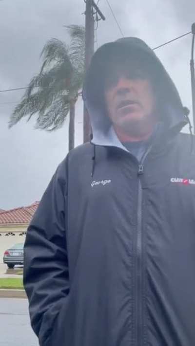 Here&rsquo;s another clip of the male Karen. I did end up calling the police and they sorted it out