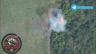 Russian Lancet drone hits Ukrainian 2S22 Bohdana